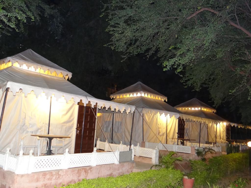 The Aravali Tent Resort Udaipur Szoba fotó